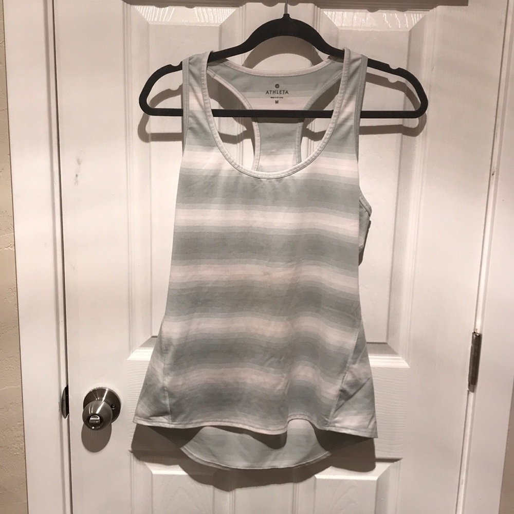 Athleta razor-back tank 🖤
